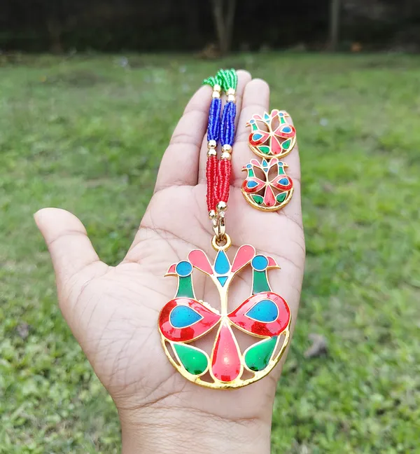 Assamese_Traditional_Gold_Plated_Multicolor_Lokapara_Tassel_Set_For_Women_&_Girl